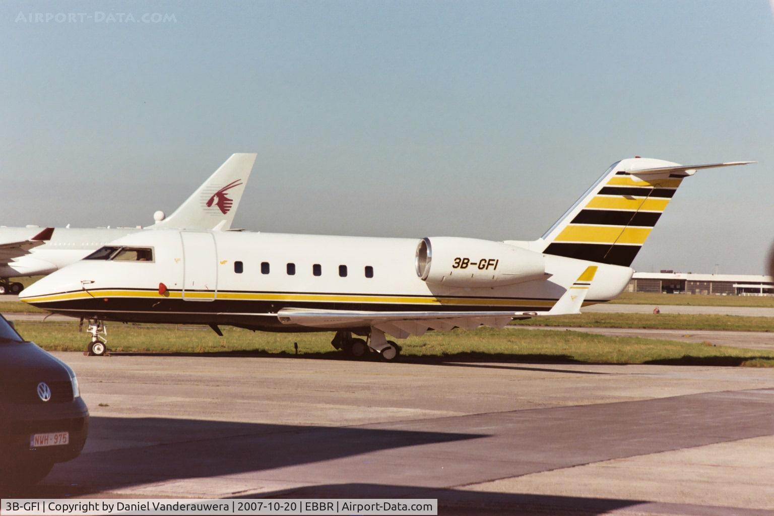3B-GFI, Canadair Challenger 600 (CL-600A-1A11) C/N 1019, parked on General Aviation apron (Abelag)