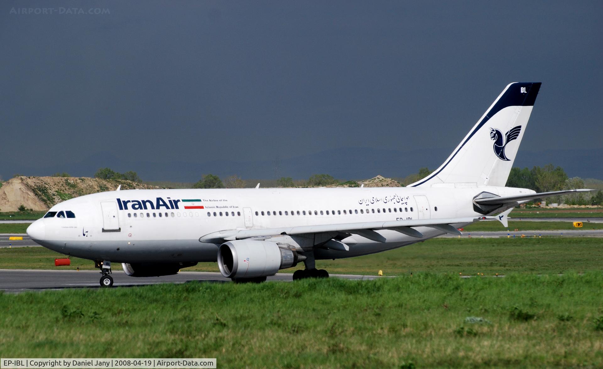 EP-IBL, 1987 Airbus A310-304 C/N 436, Before takeoff