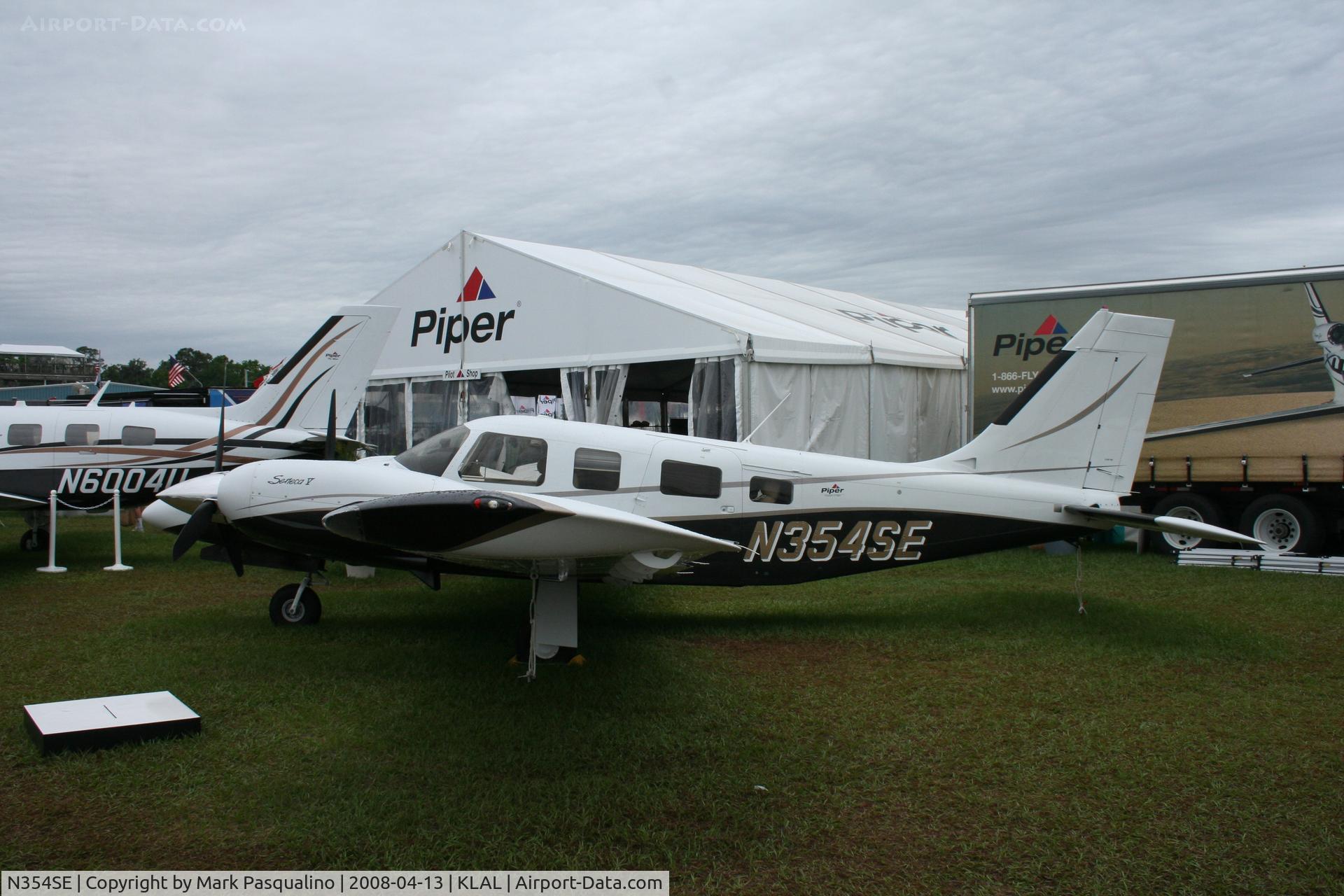 N354SE, 2007 Piper PA-34-220T C/N 3449354, Piper PA-34-220T