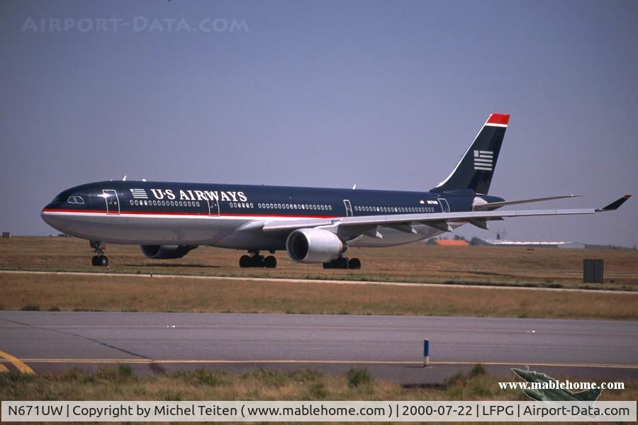 N671UW, 2000 Airbus A330-323 C/N 0323, US Airways arrivng at Paris - A330 were replaced later by 767 on the flight from Philadelphia to Paris when US Airways joined Star Alliance