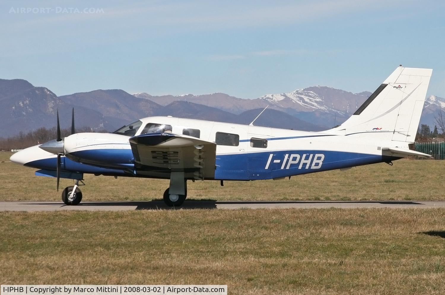 I-IPHB, Piper PA-34-220T Seneca C/N Not found I-IPHB, Operated by Aeroclub Varese