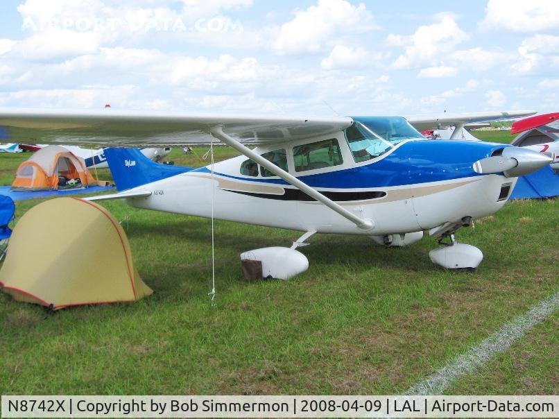 N8742X, 1960 Cessna 182D Skylane C/N 18253142, Sun N Fun 2008