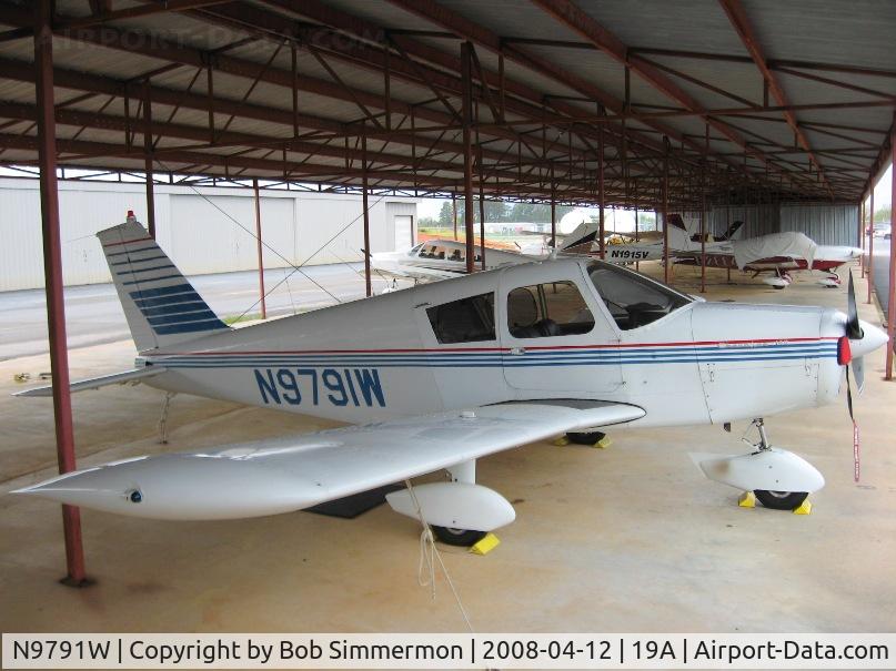 N9791W, 1967 Piper PA-28-140 C/N 28-23284, Hangared at Jefferson, GA