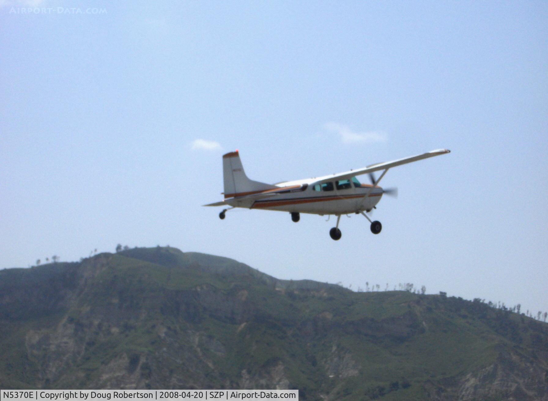 N5370E, 1980 Cessna A185F Skywagon 185 C/N 18503958, 1980 Cessna 185F SKYWAGON II, Continental IO-550-D 300 Hp upgrade, Eye in the Sky camera-remote control, Experimental class, takeoff climb Rwy 22