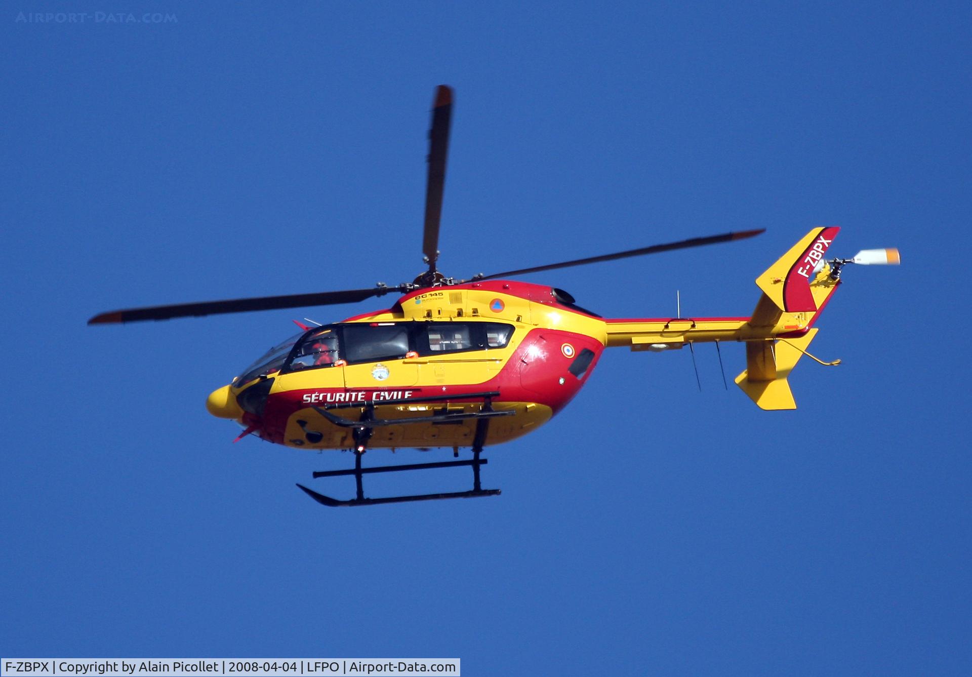 F-ZBPX, 2004 Eurocopter-Kawasaki EC-145 (BK-117C-2) C/N 9049, flying shoot