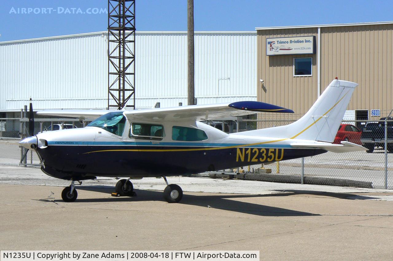 N1235U, 1982 Cessna 210N Centurion C/N 21064677, At Meacham Field