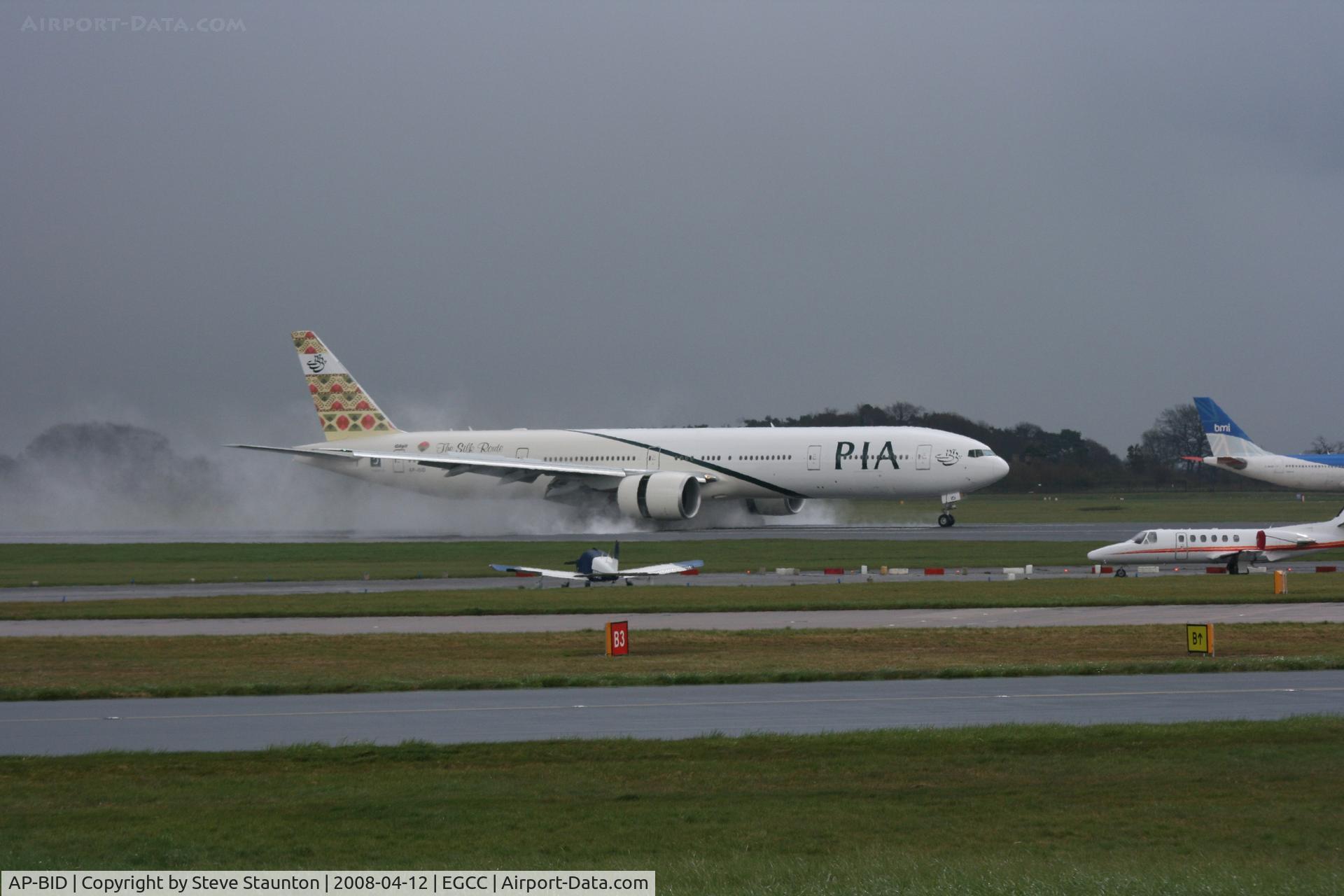 AP-BID, 2008 Boeing 777-340/ER C/N 33780, Taken at Manchester Airport on a typical showery April day