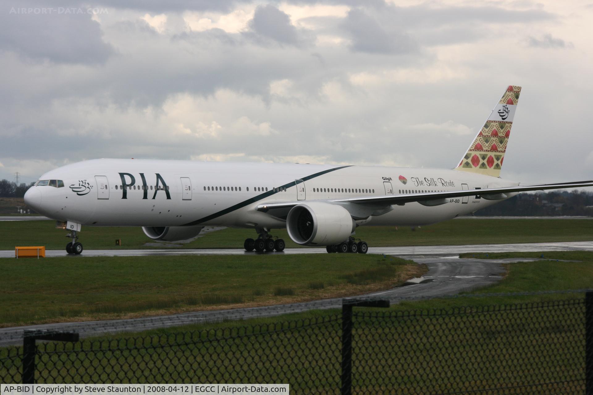 AP-BID, 2008 Boeing 777-340/ER C/N 33780, Taken at Manchester Airport on a typical showery April day