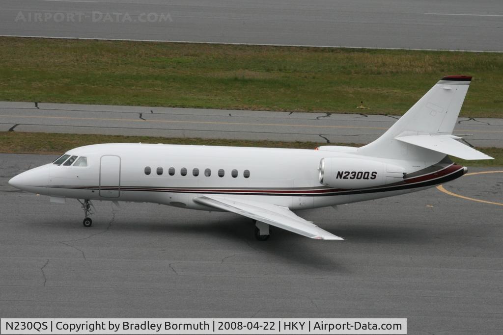N230QS, 2005 Dassault Falcon 2000EX C/N 59, A great day to take pictures.
