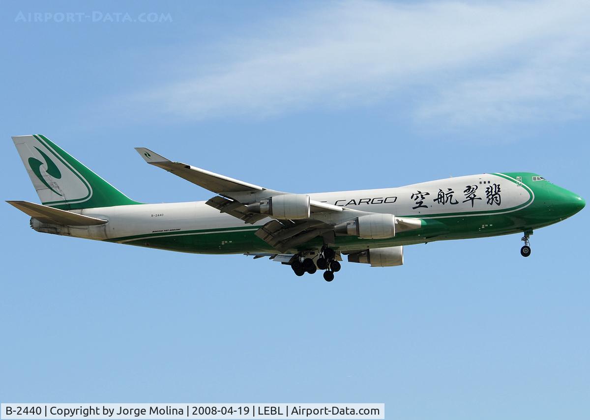 B-2440, 2006 Boeing 747-4EVF/ER C/N 35171, Jade Cargo on final to RWY 25R.