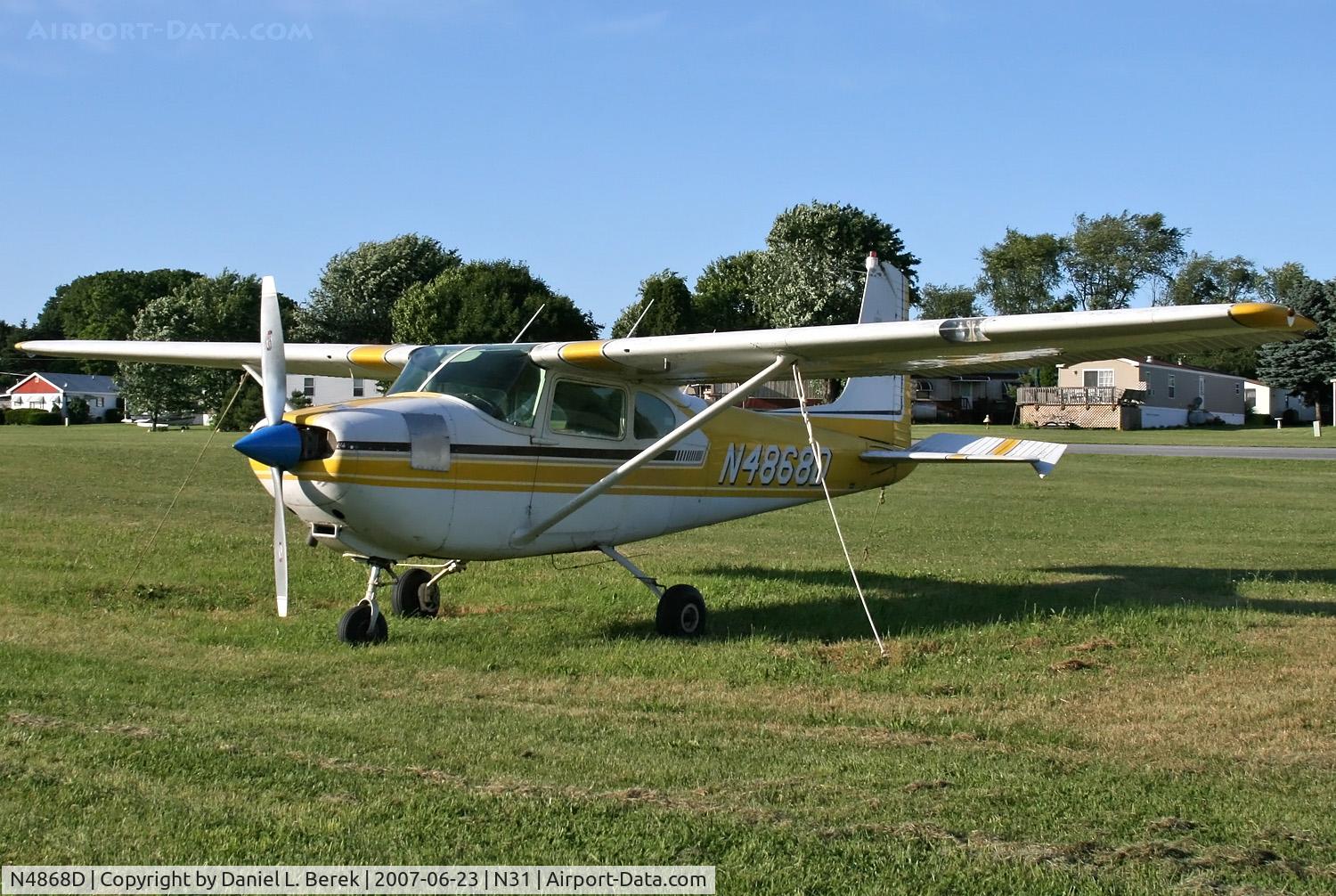 N4868D, 1958 Cessna 182A Skylane C/N 34968, Oldie and goodie in Pennsylvania Dutch country.