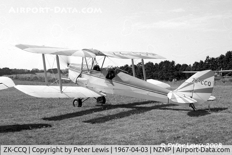 ZK-CCQ, De Havilland New Zealand DH-82A Tiger Moth C/N DHNZ132, Waikato Flying School, Hamilton