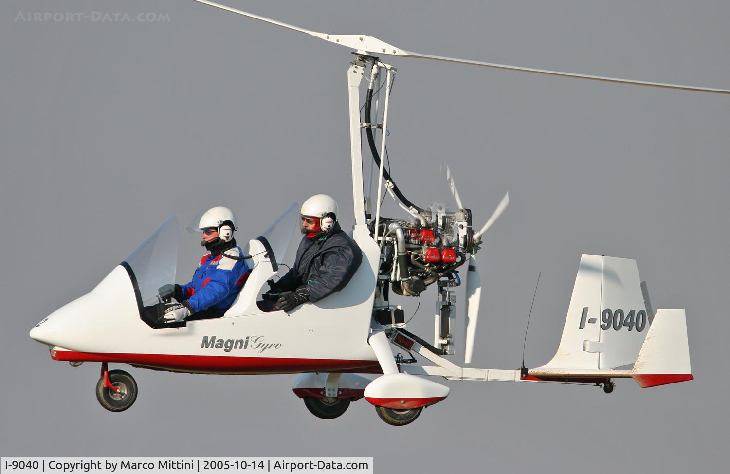 I-9040, Magni Gyro M-16 Tandem Trainer C/N Not found I-9040, On Casaleggio airstripe