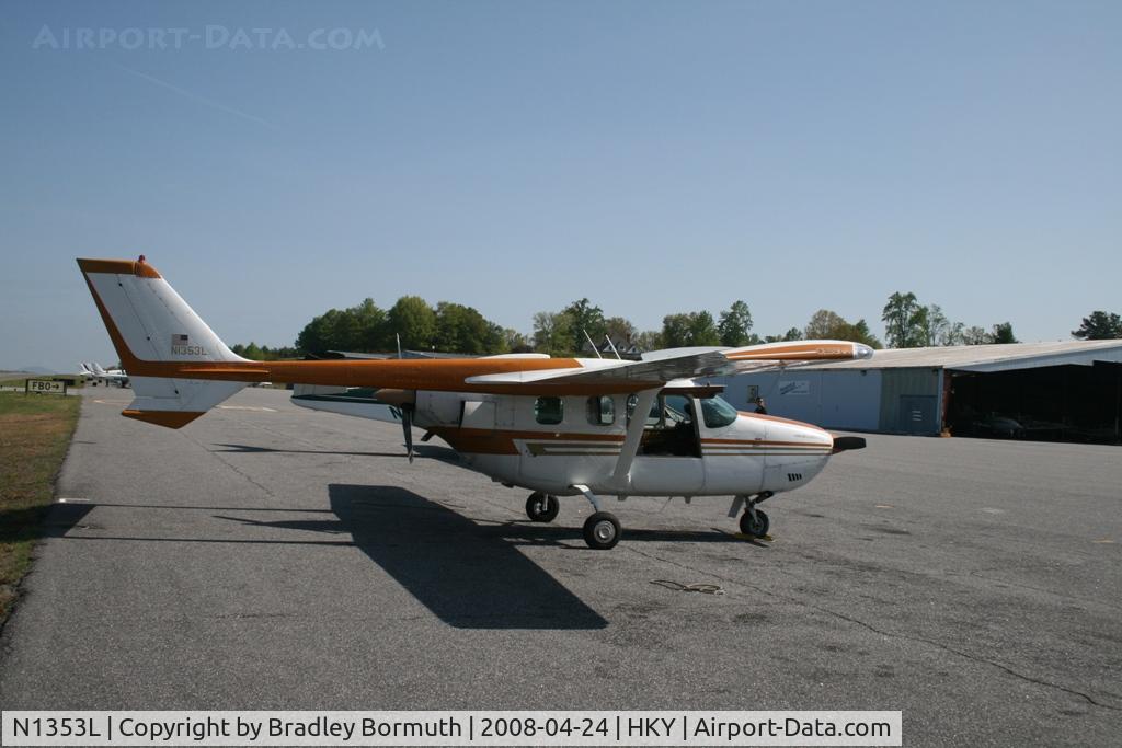N1353L, 1978 Cessna T337H Turbo Skymaster C/N 33701845, A great day to take pictures.