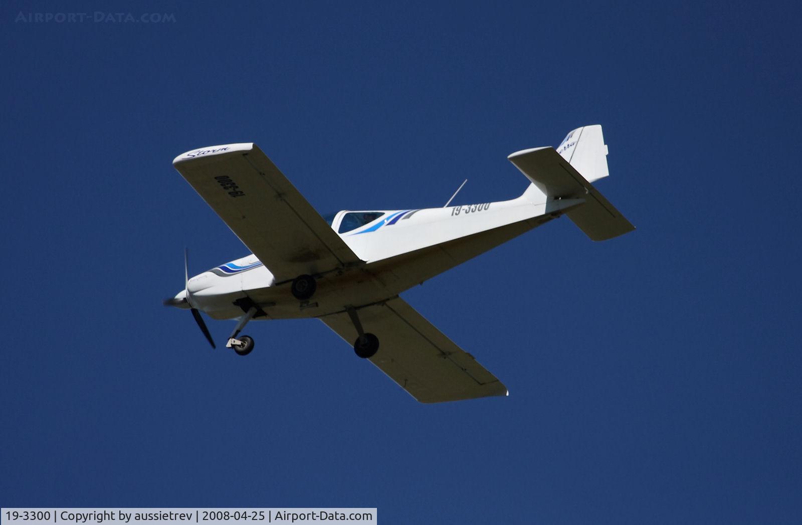 19-3300, 2007 SG Aviation Storm 300 C/N 19-3300, Storm 300 Special circling on final approach to Barrs Field, Gold Coast
