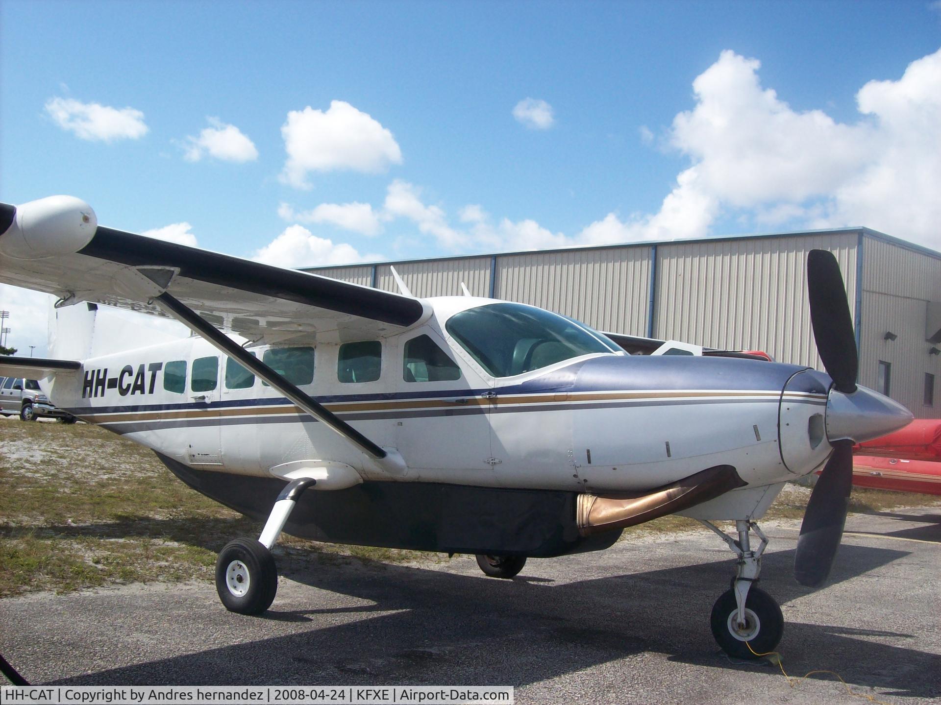 HH-CAT, 1985 Cessna 208 Caravan I C/N 20800062, in ft lauderdale executive in it travel back to home out of Haiti, i think it was it last flight with that tail number