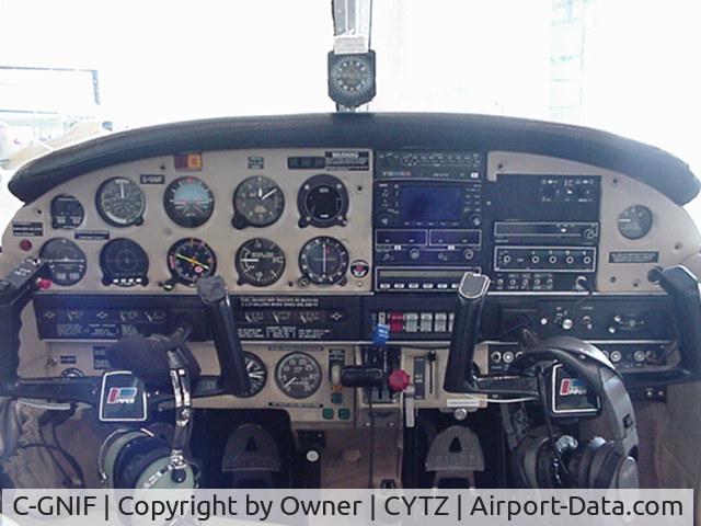 C-GNIF, 1975 Piper PA-28R-200 Cherokee Arrow C/N 28R-7535133, Panel