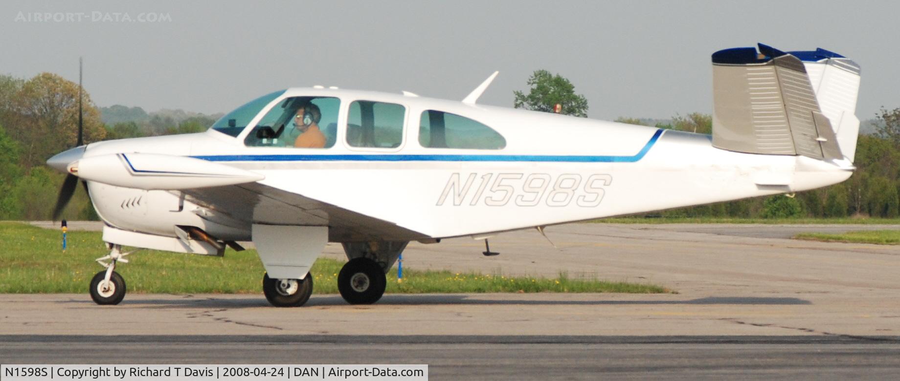 N1598S, 1962 Beech P35 Bonanza C/N D-7008, A mighty nice 1962 Beech P35 in Danville Va.