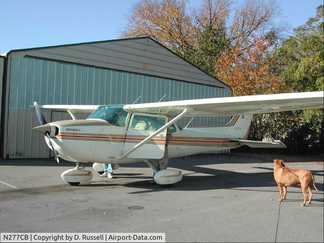 N277CB, 1976 Cessna 172M C/N 17267516, beige with green and orange stripes