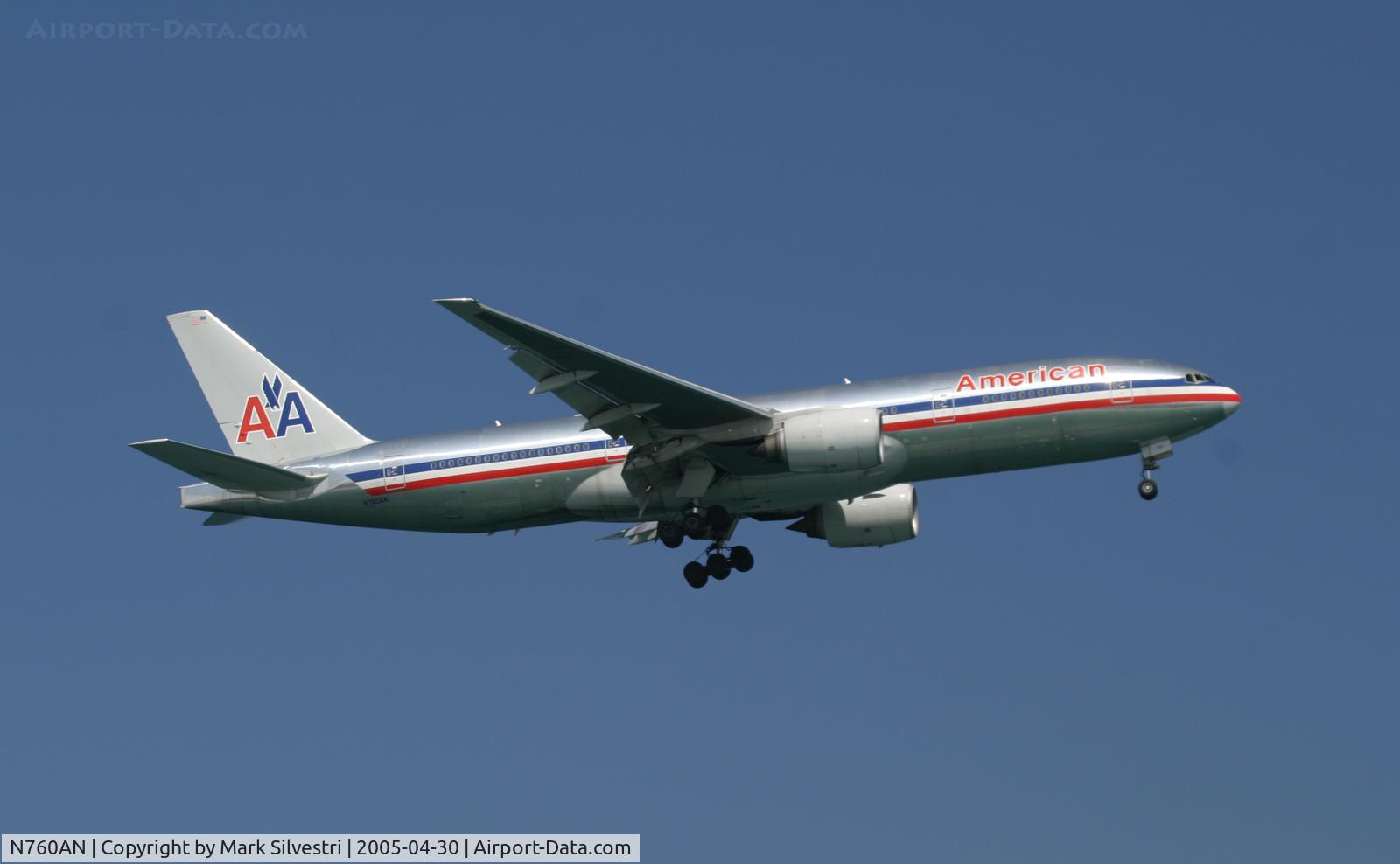 N760AN, 2002 Boeing 777-223 C/N 31477, Ft Lauderdale 2005