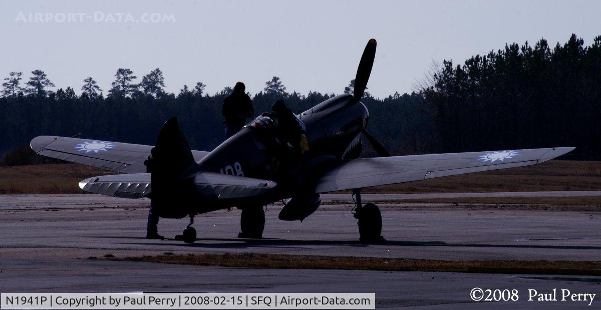 N1941P, 1941 Curtiss P-40E C/N 1025, Some attention on the ramp