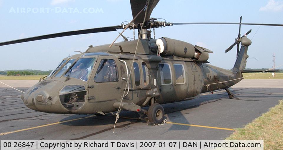 00-26847, Sikorsky UH-60L Black Hawk C/N 70-2560, U.S. ARMY Blackhawk during stopover in Danville Va.