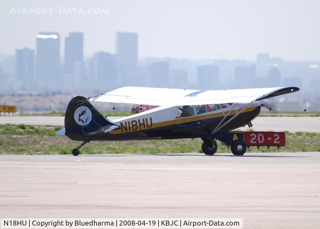 N18HU, 2008 Aviat A-1C Husky C/N 3004, Taxi to runway