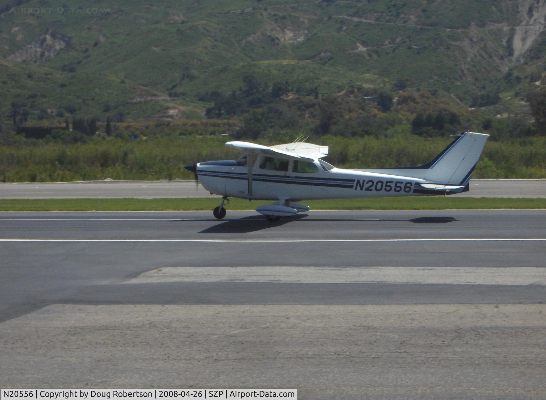 N20556, 1973 Cessna 172M C/N 17261391, 1973 Cessna 172M, Lycoming O-320-E2D 150 Hp, takeoff roll Rwy 04