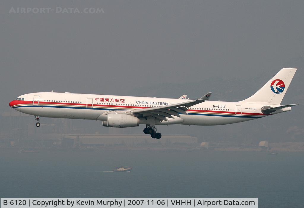 B-6120, 2005 Airbus A330-343X C/N 720, CHINA EASTERN 330