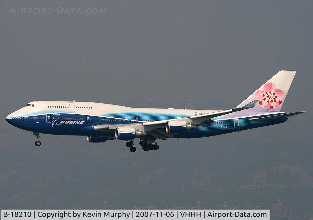 B-18210, 2004 Boeing 747-409 C/N 33734, DREAMLINER 747