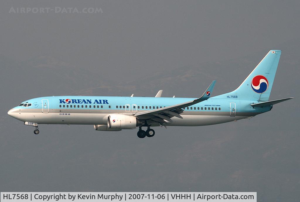 HL7568, Boeing 737-8B5 C/N 29986, KOREAN 737