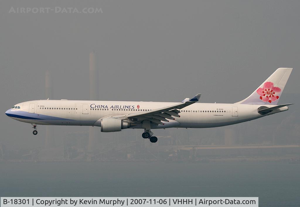 B-18301, 2004 Airbus A330-302 C/N 602, CHINA 330