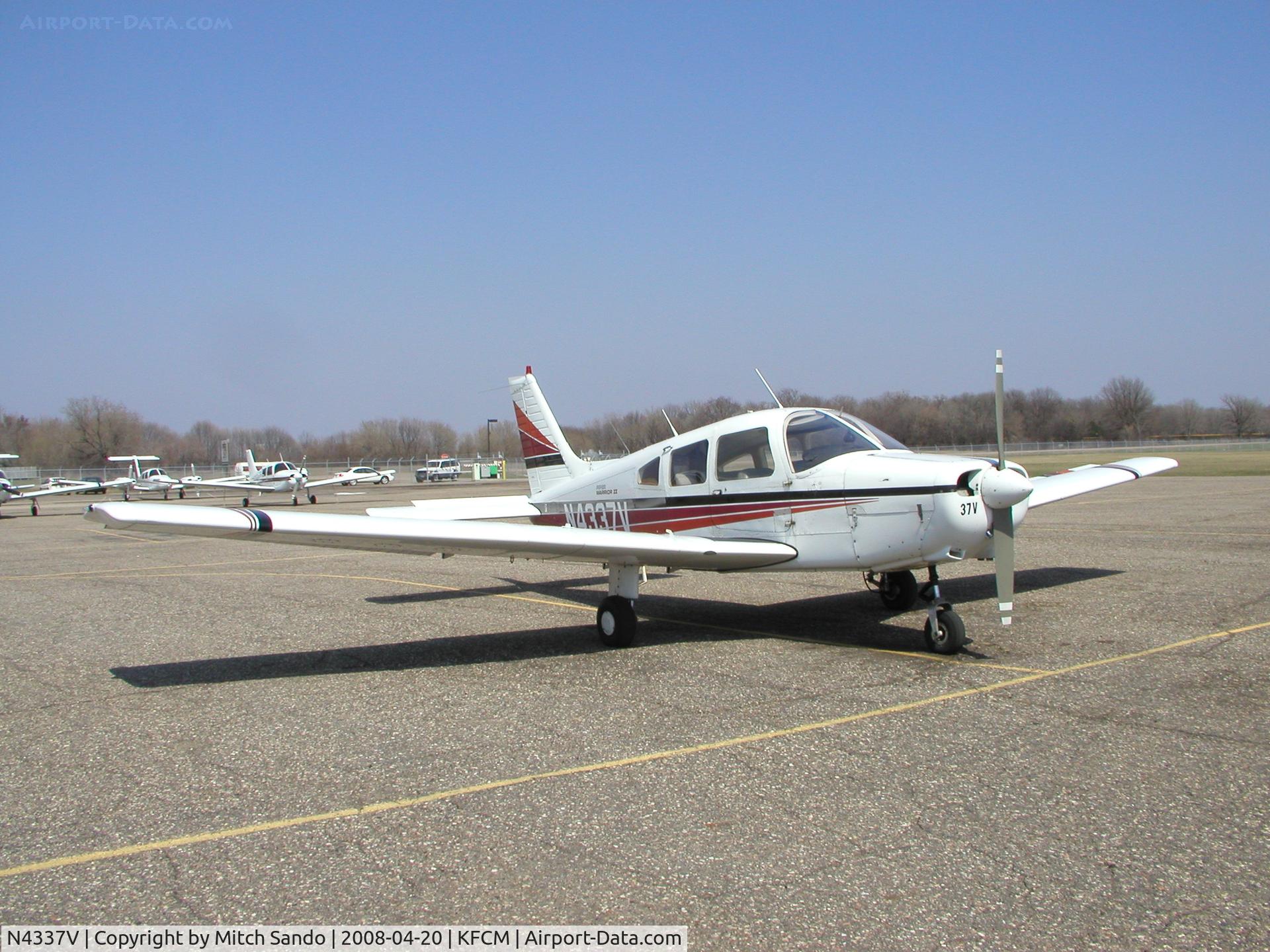 N4337V, 1984 Piper PA-28-161 C/N 28-8416045, Parked at Thunderbird Aviation.
