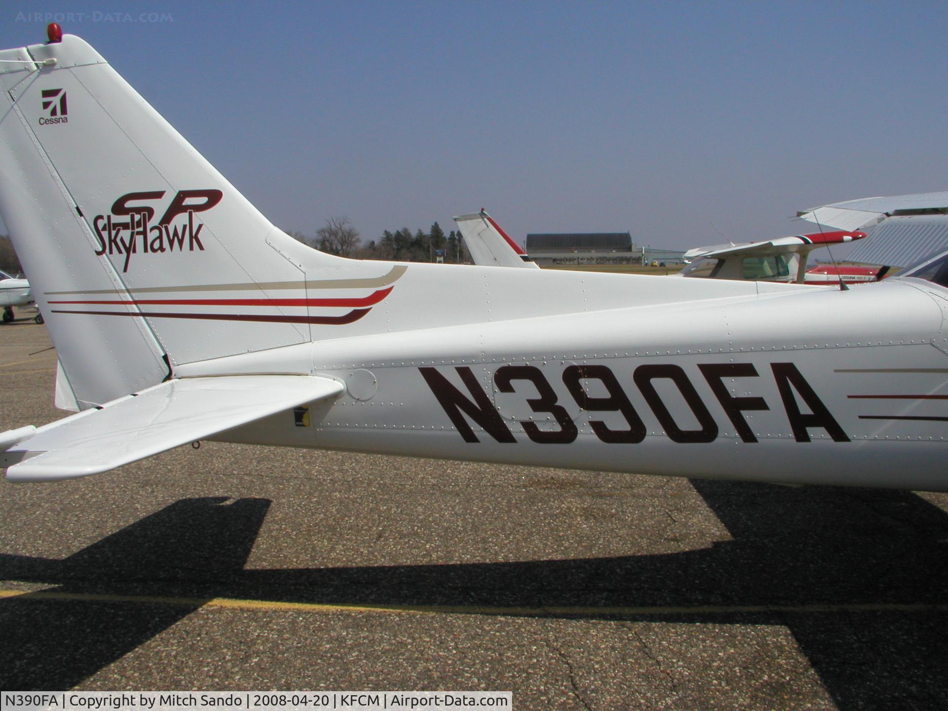 N390FA, 2003 Cessna 172S C/N 172S9390, Parked at Thunderbird Aviation.