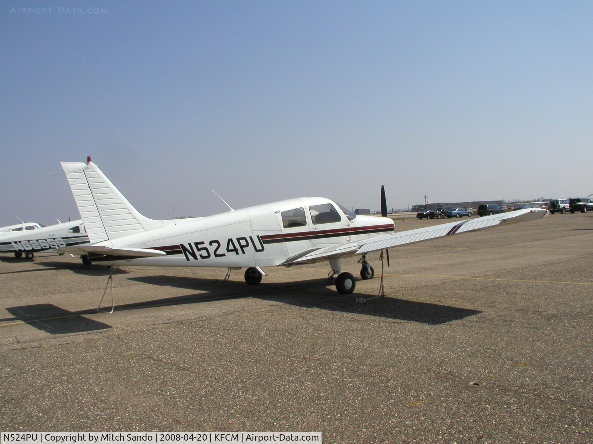 N524PU, 1989 Piper PA-28-161 C/N 2841189, Parked at Thunderbird Aviation.