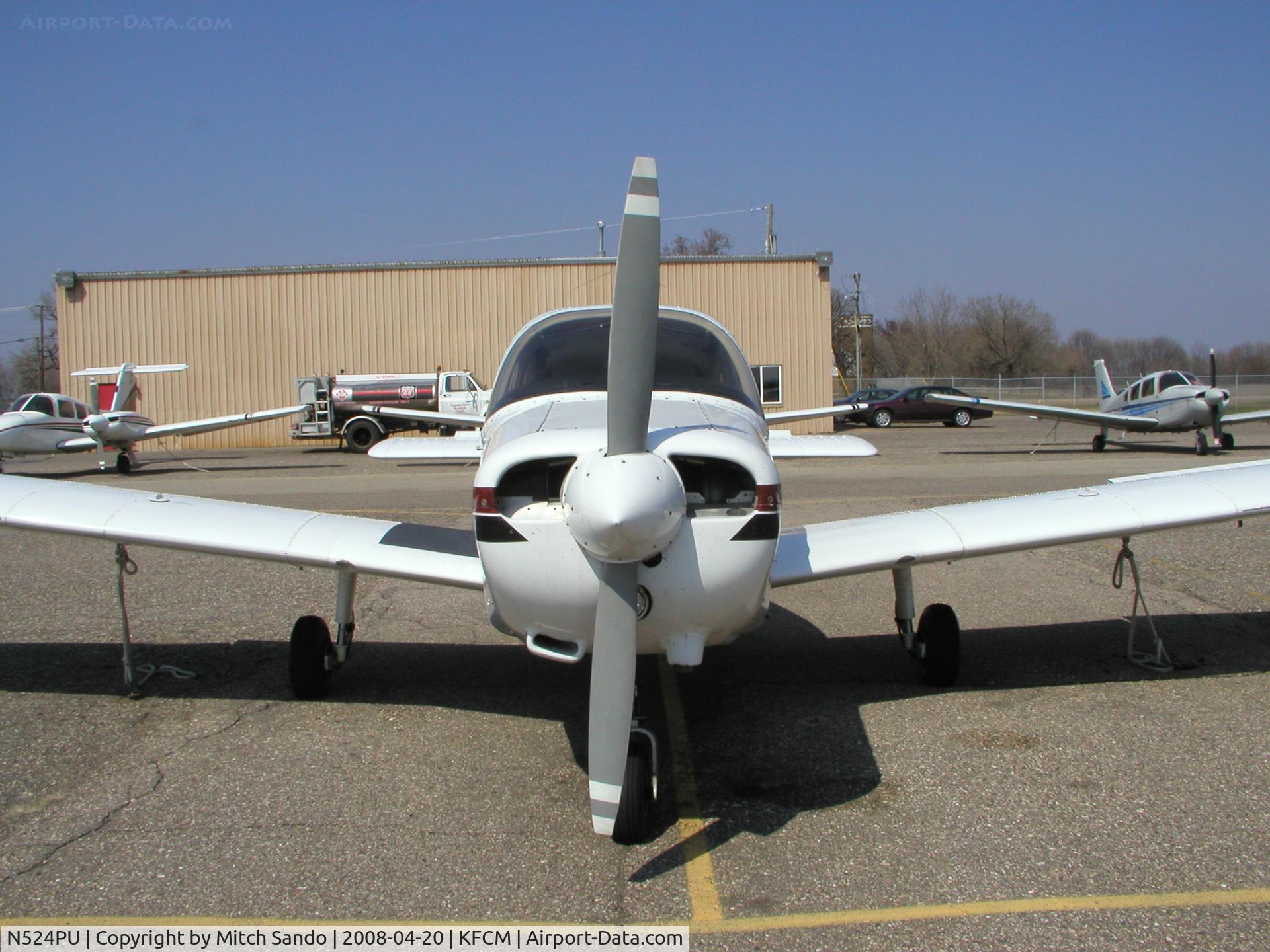 N524PU, 1989 Piper PA-28-161 C/N 2841189, Parked at Thunderbird Aviation.