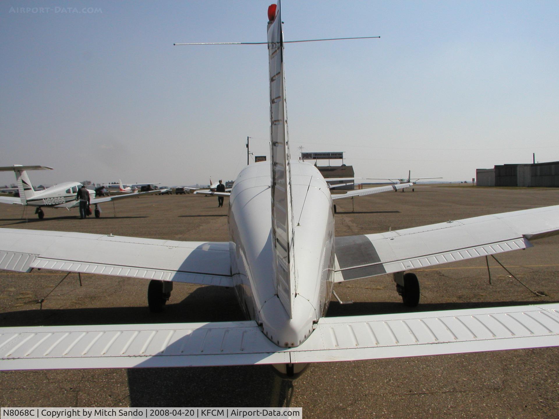 N8068C, 1981 Piper PA-28-161 C/N 28-8216099, Parked at Thunderbird Aviation.