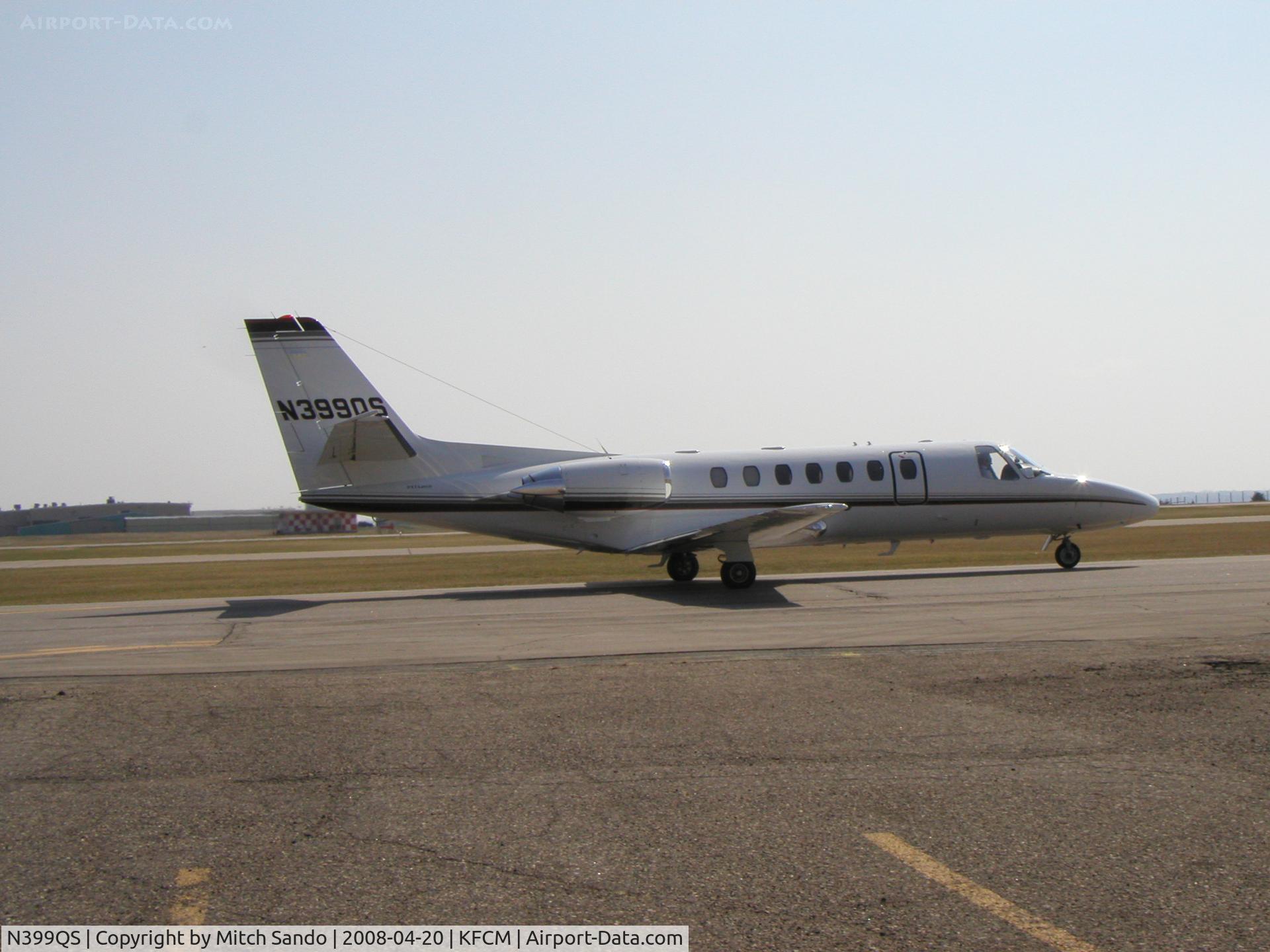 N399QS, 1999 Cessna 560 C/N 560-0510, Taxiing to Runway 10R before departing IFR to Fayetteville, AR (FYV) as EJA399.