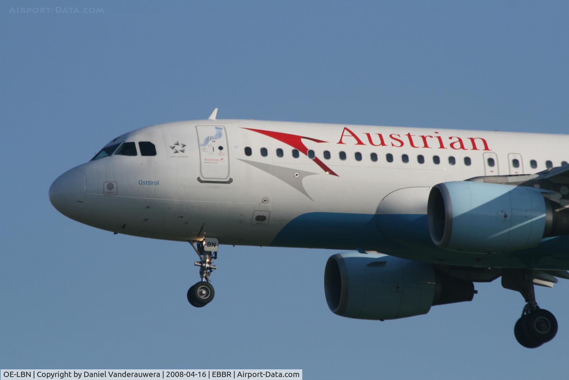 OE-LBN, 1997 Airbus A320-214 C/N 768, arrival of flight OS351 to rwy 25L