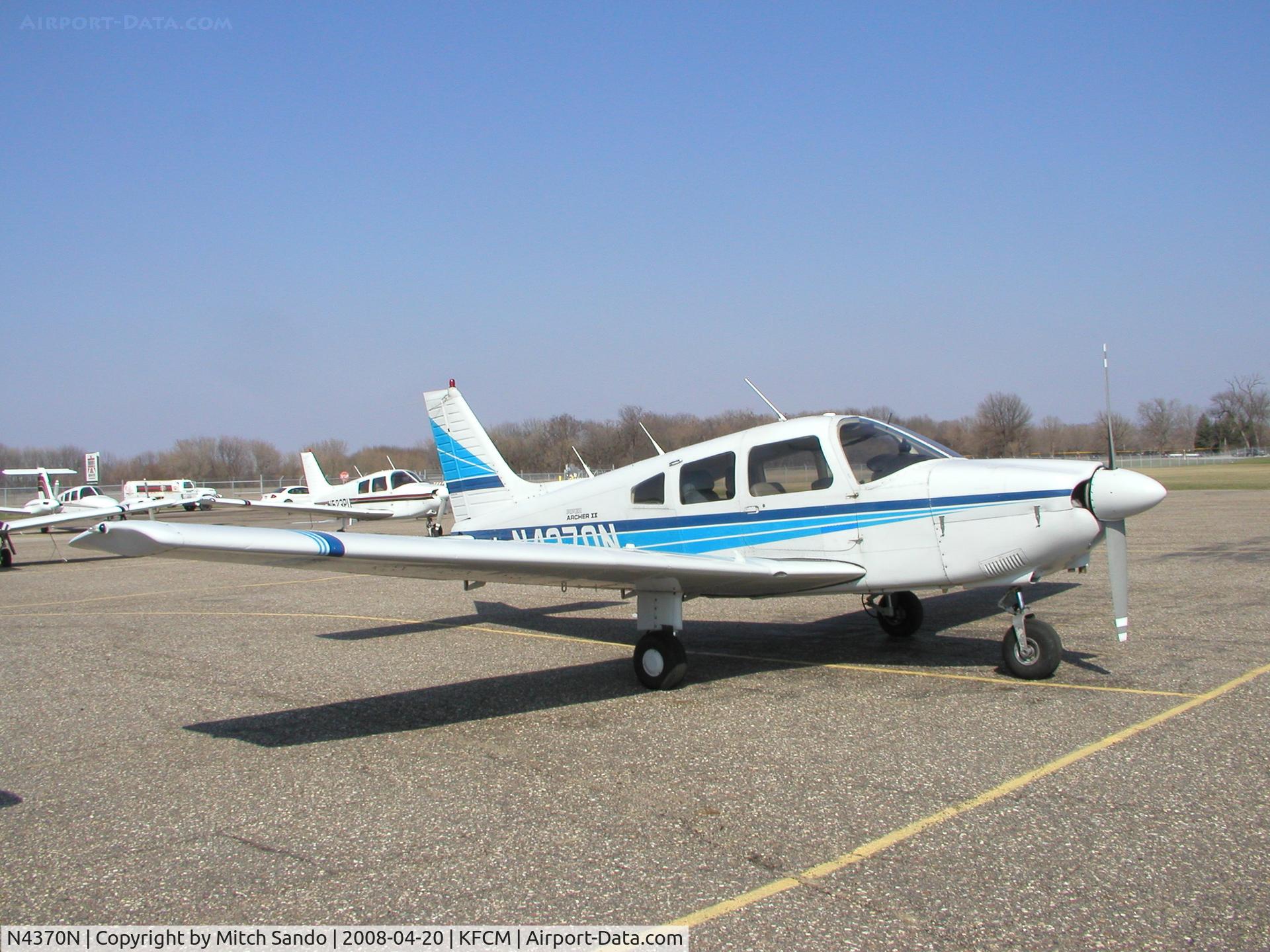 N4370N, 1984 Piper PA-28-181 C/N 28-8490098, Parked at Thunderbird Aviation.