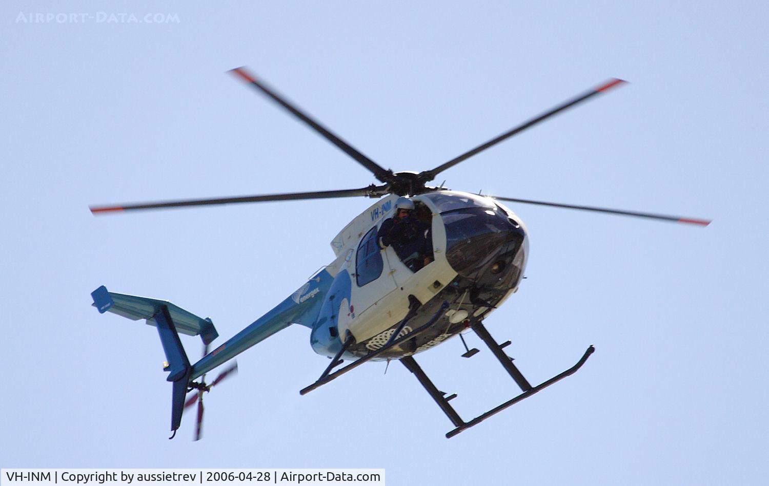 VH-INM, 1991 McDonnell Douglas MD-500E (369E) C/N 0457E, Energex photographing new 110kv line installation