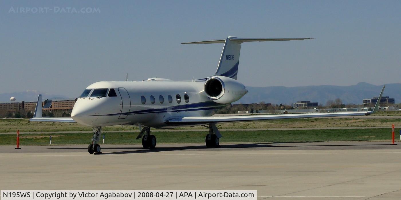 N195WS, 1988 Gulfstream Aerospace G-IV C/N 1050, Parked at Centennial
