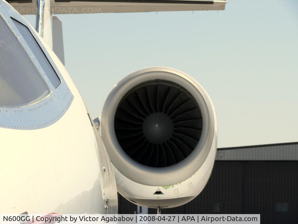 N600GG, 1997 Learjet Inc 60 C/N 115, Turbofan engine close-up