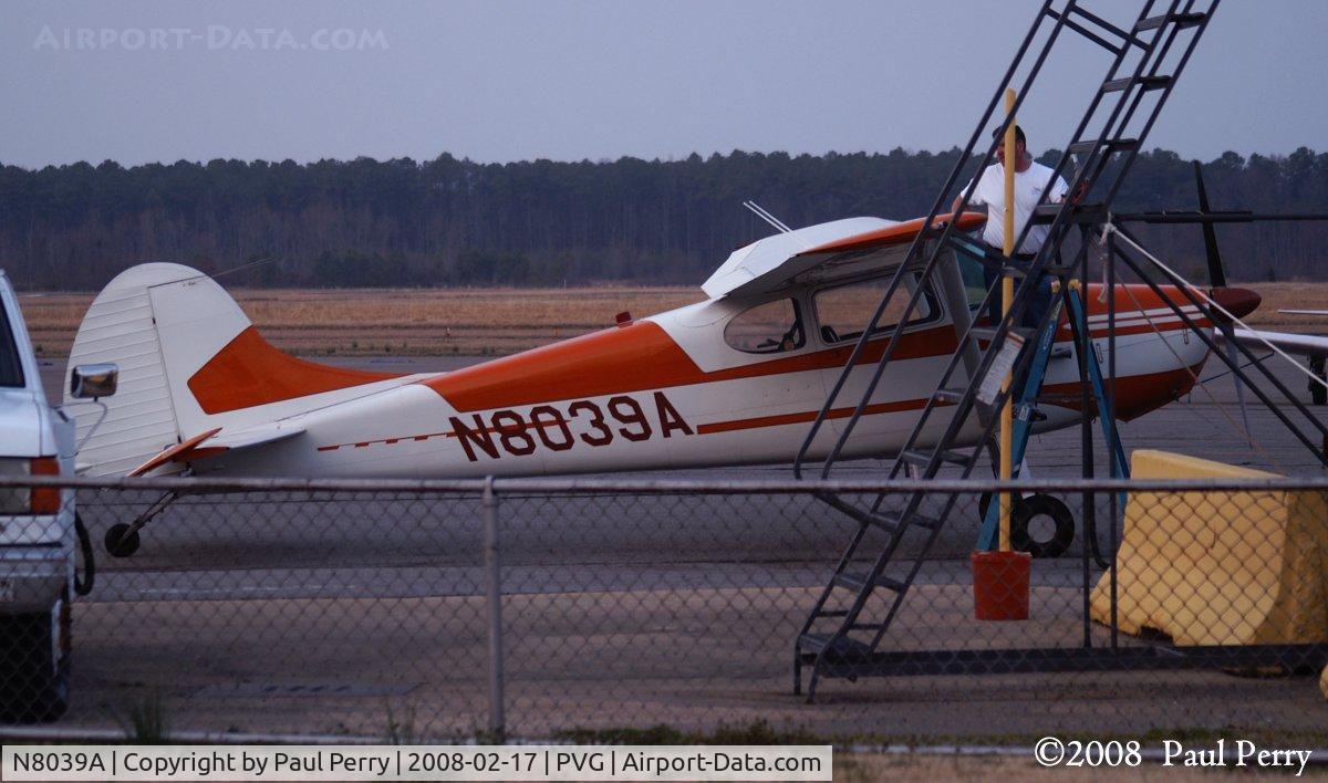 N8039A, 1952 Cessna 170B C/N 20891, A little night-cap before bedtime