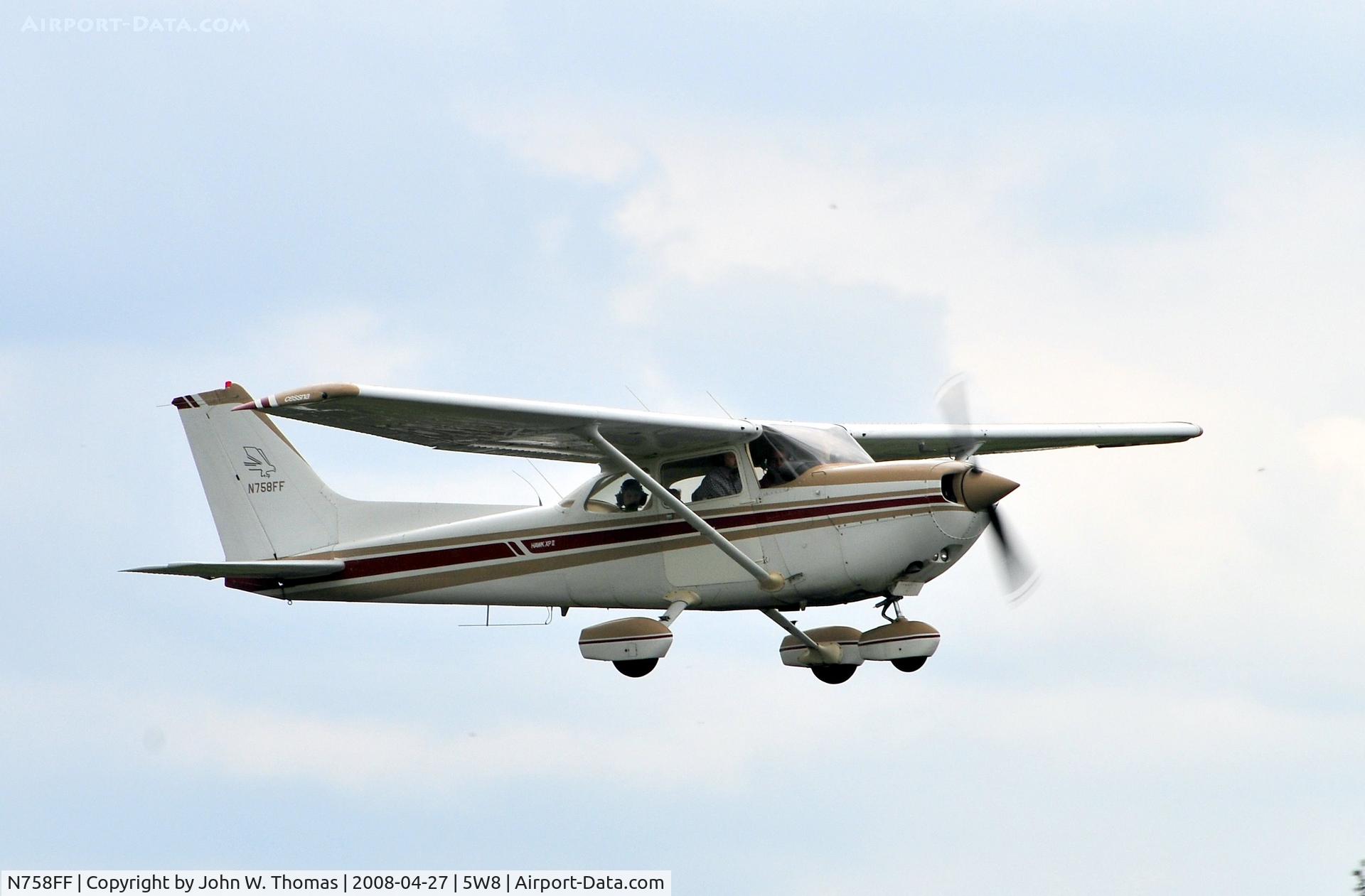 N758FF, 1978 Cessna R172K Hawk XP C/N R1723055, Touch and go on runway 22