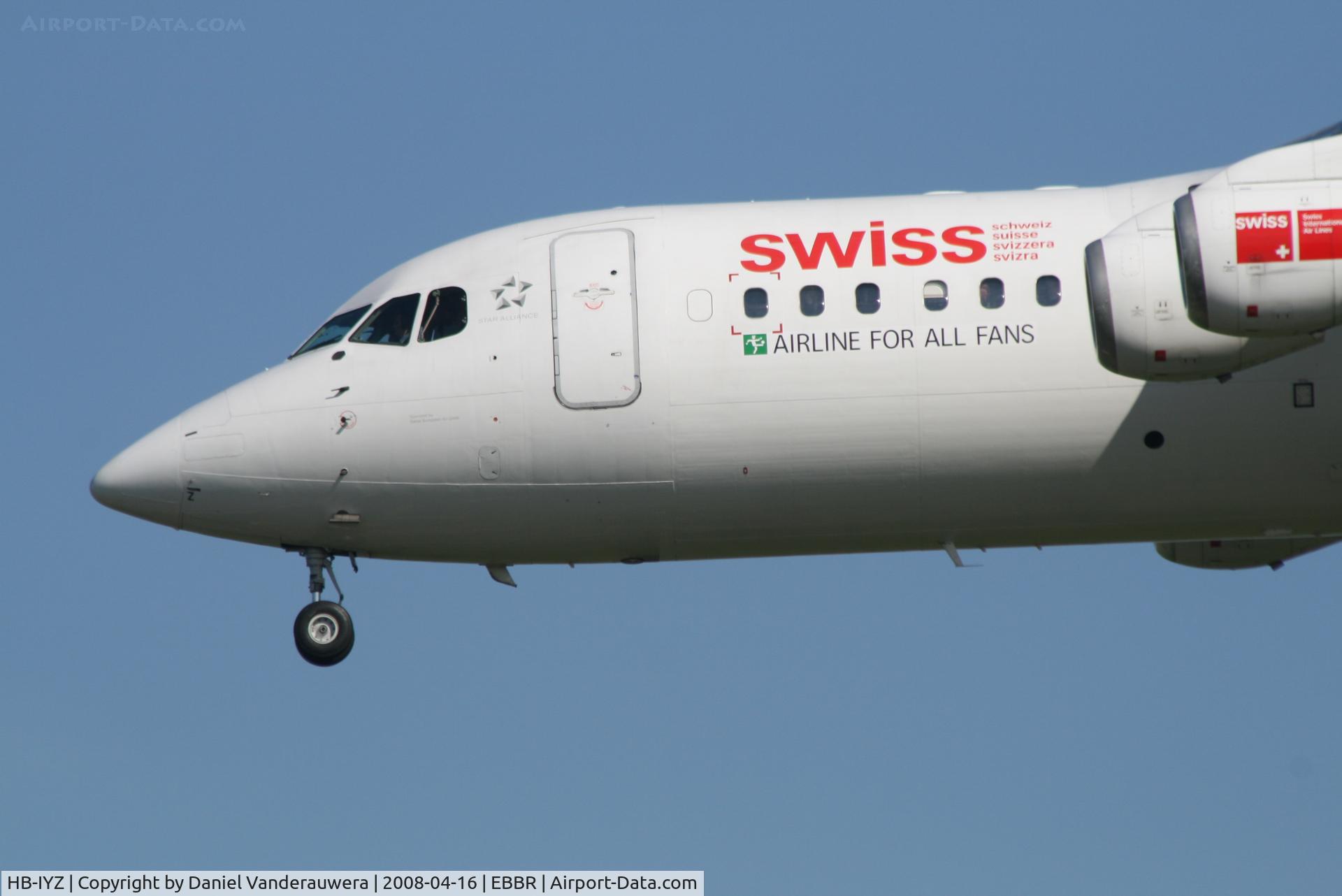 HB-IYZ, 1998 British Aerospace Avro 146-RJ100 C/N 0338, new sticker on swiss ARJ-100  -  flight LX778