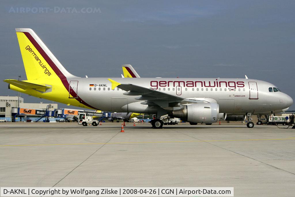D-AKNL, 1999 Airbus A319-112 C/N 1084, visitor