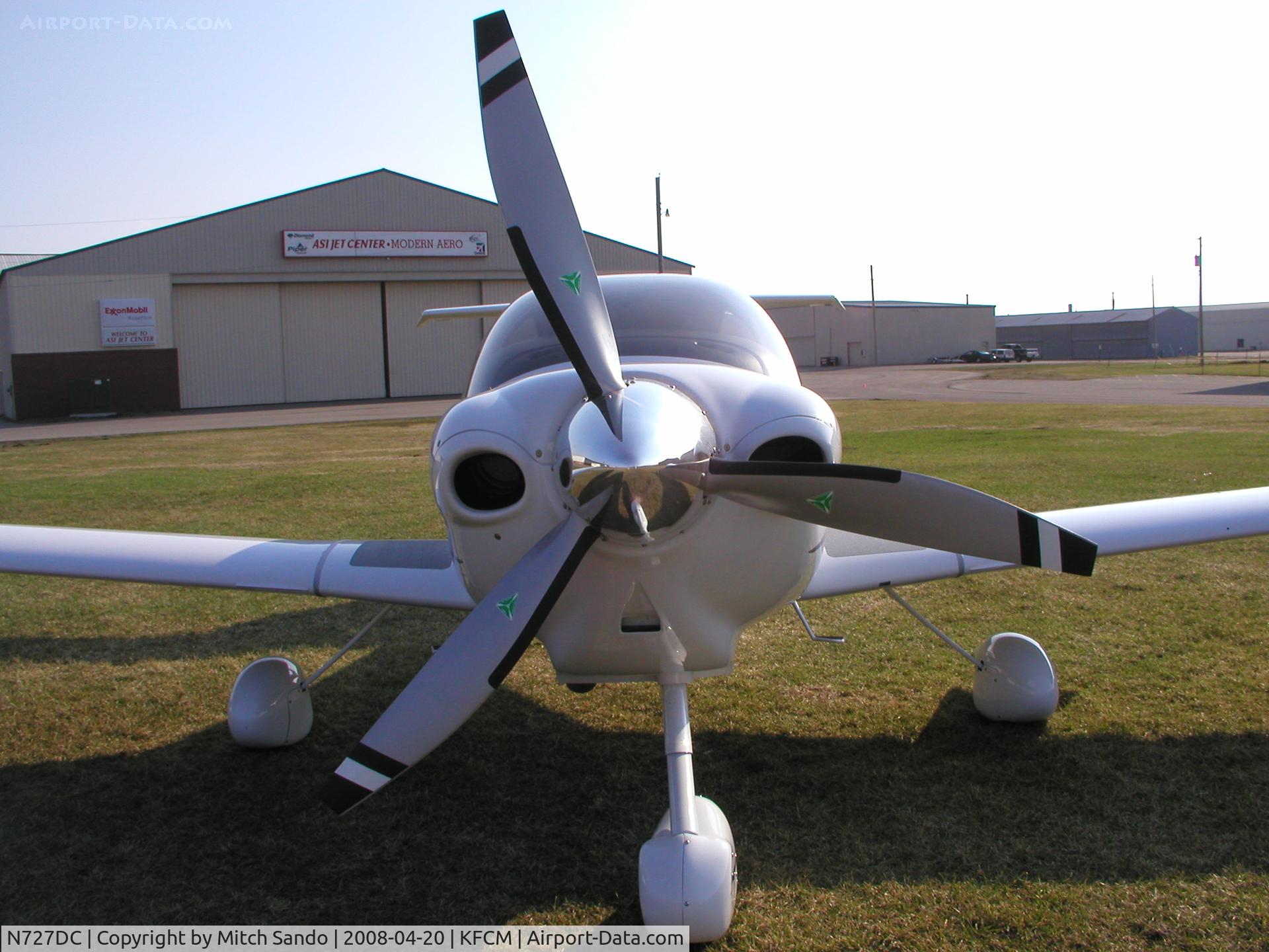 N727DC, 2007 Diamond DA-40 Diamond Star C/N 40.762, Parked at Flying Cloud.