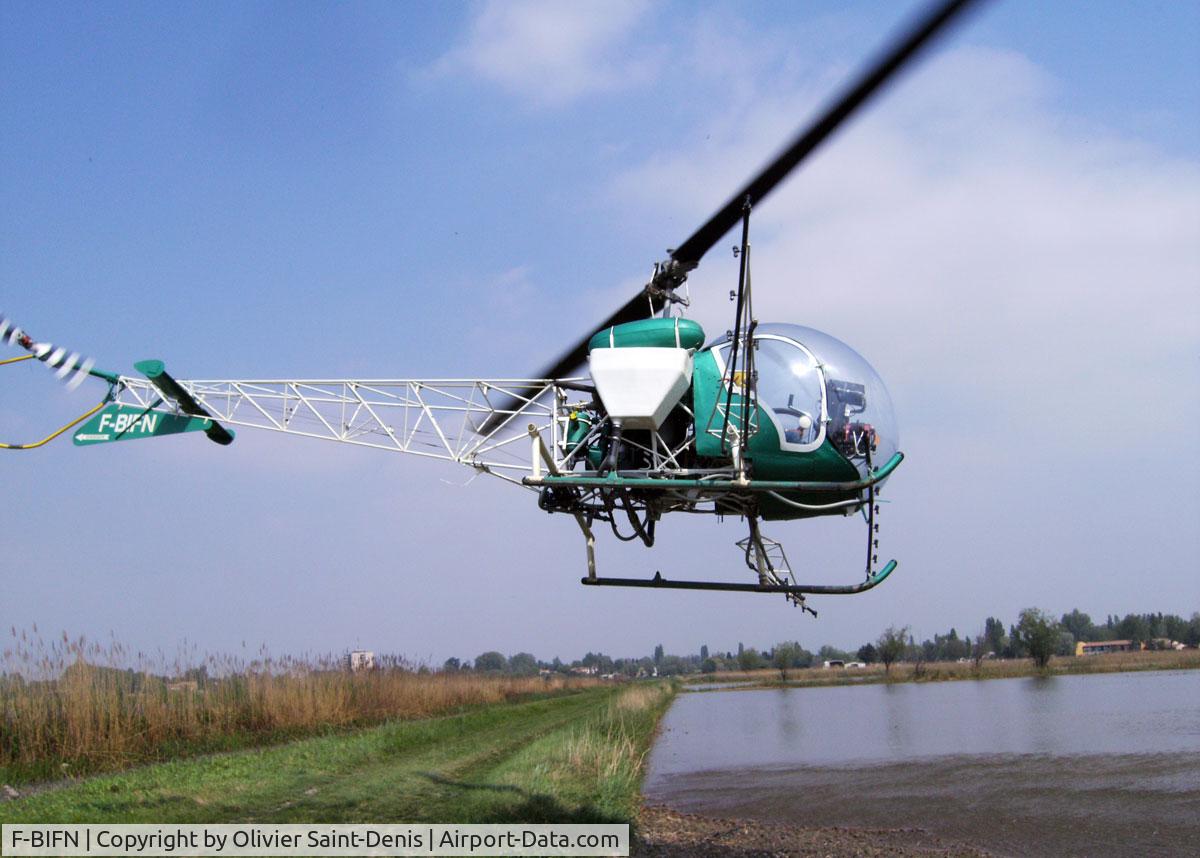 F-BIFN, Agusta AB-47G-2 C/N 209, spraying on rice in Camargue France 2007
