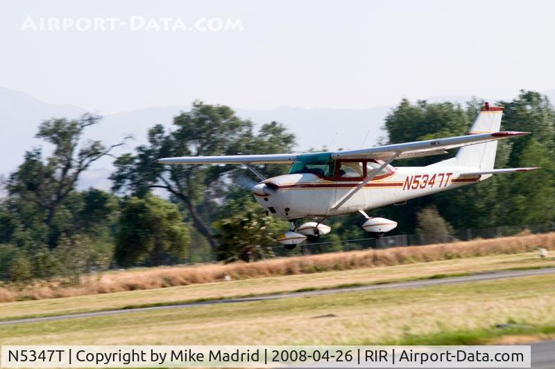 N5347T, 1964 Cessna 172E C/N 17251247, Landing at Flabob